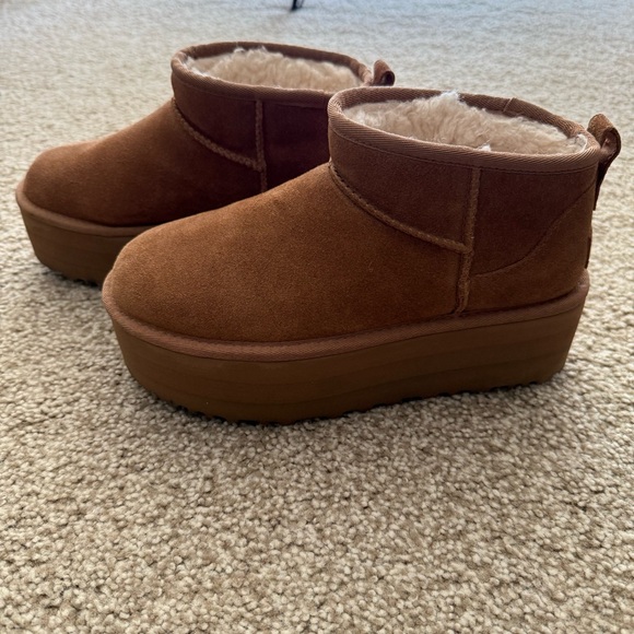 Ugg classic ultra mini platform boot - Picture 3 of 4